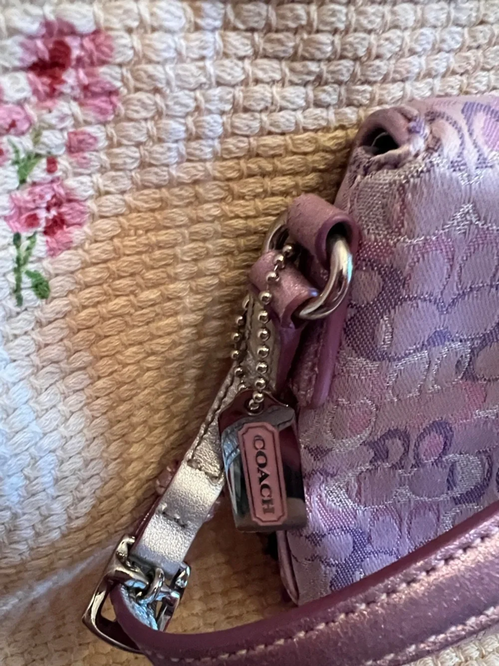 Lilac Signature Clutch Bag with Buckle Closure - Picture 5 of 9